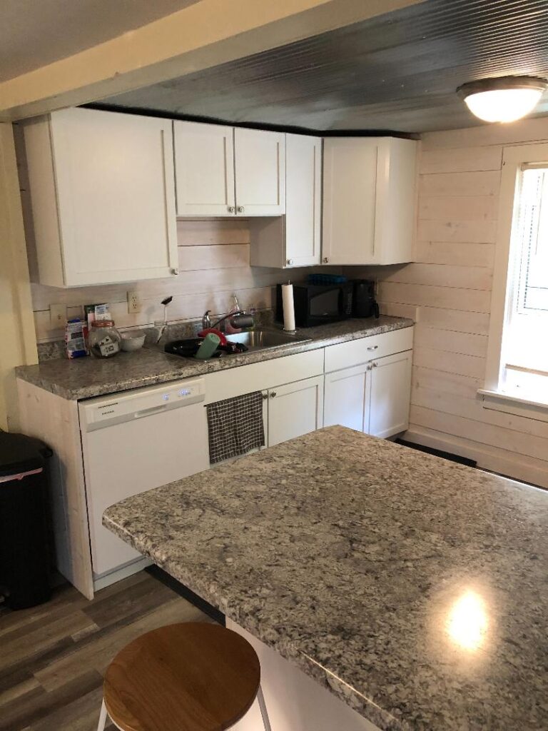 476 UP KITCHEN 2 2022 476 UP KITCHEN 2 2022