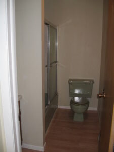 700B Bath