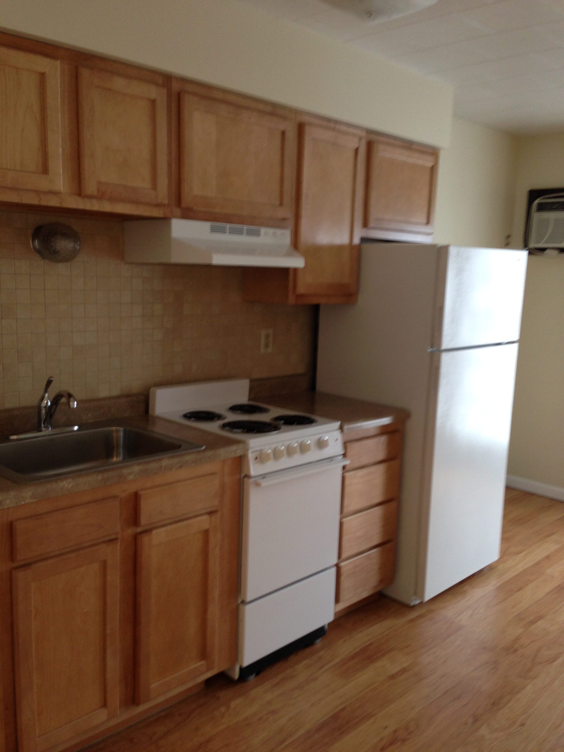 #4 Kitchen #4 Kitchen